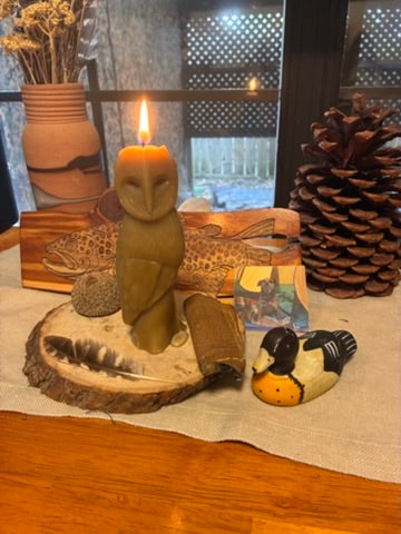 Barn Owl - 100% Beeswax Candle